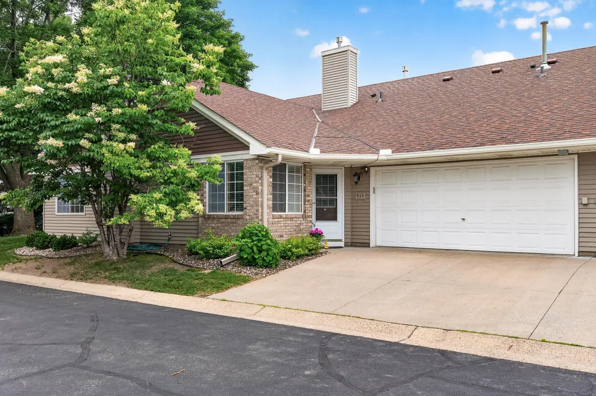 515 Lovell AVE, Roseville, MN 55113