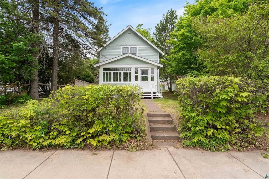 1515 N 8th AVE E, Duluth, MN 55805