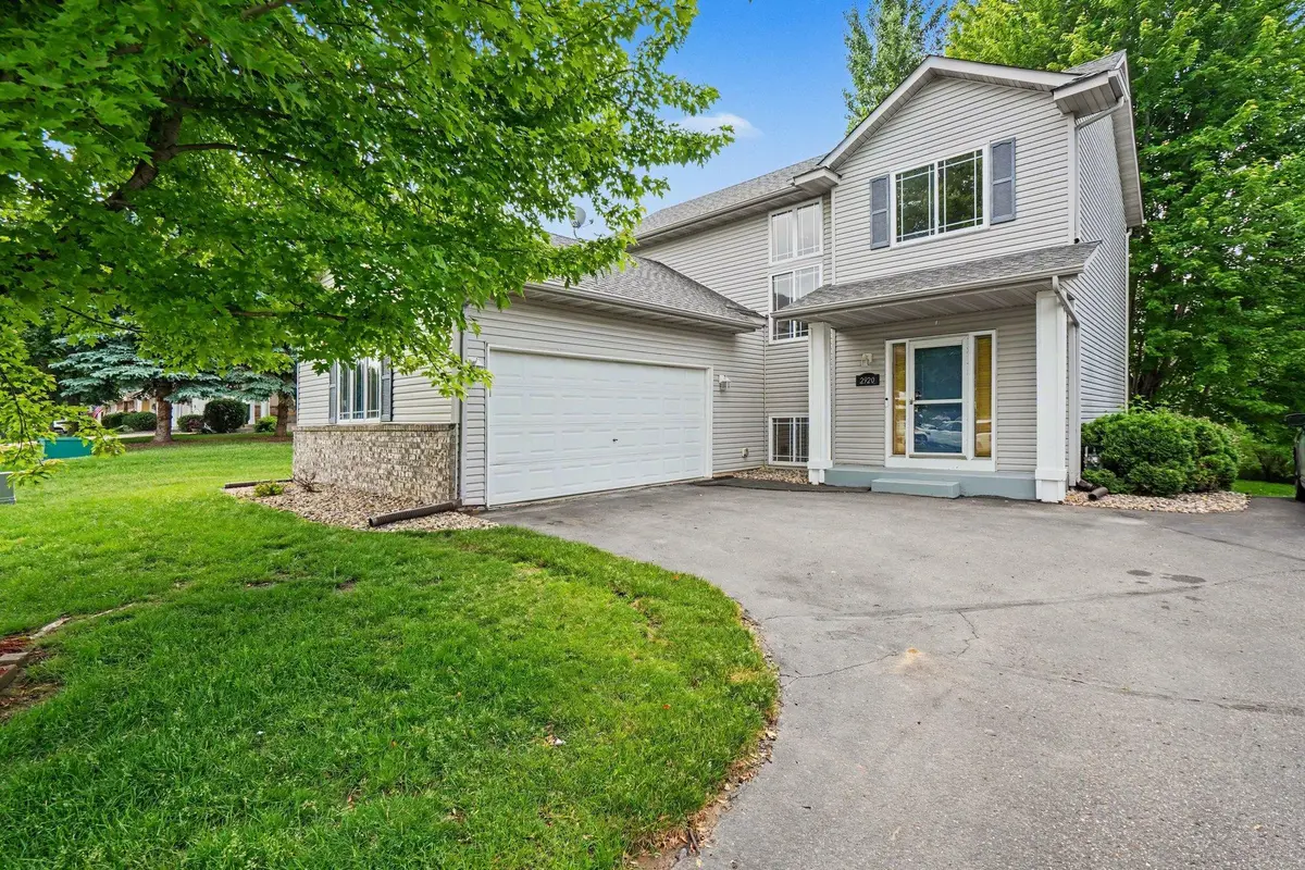 2920 18th AVE E, Shakopee, MN 55379