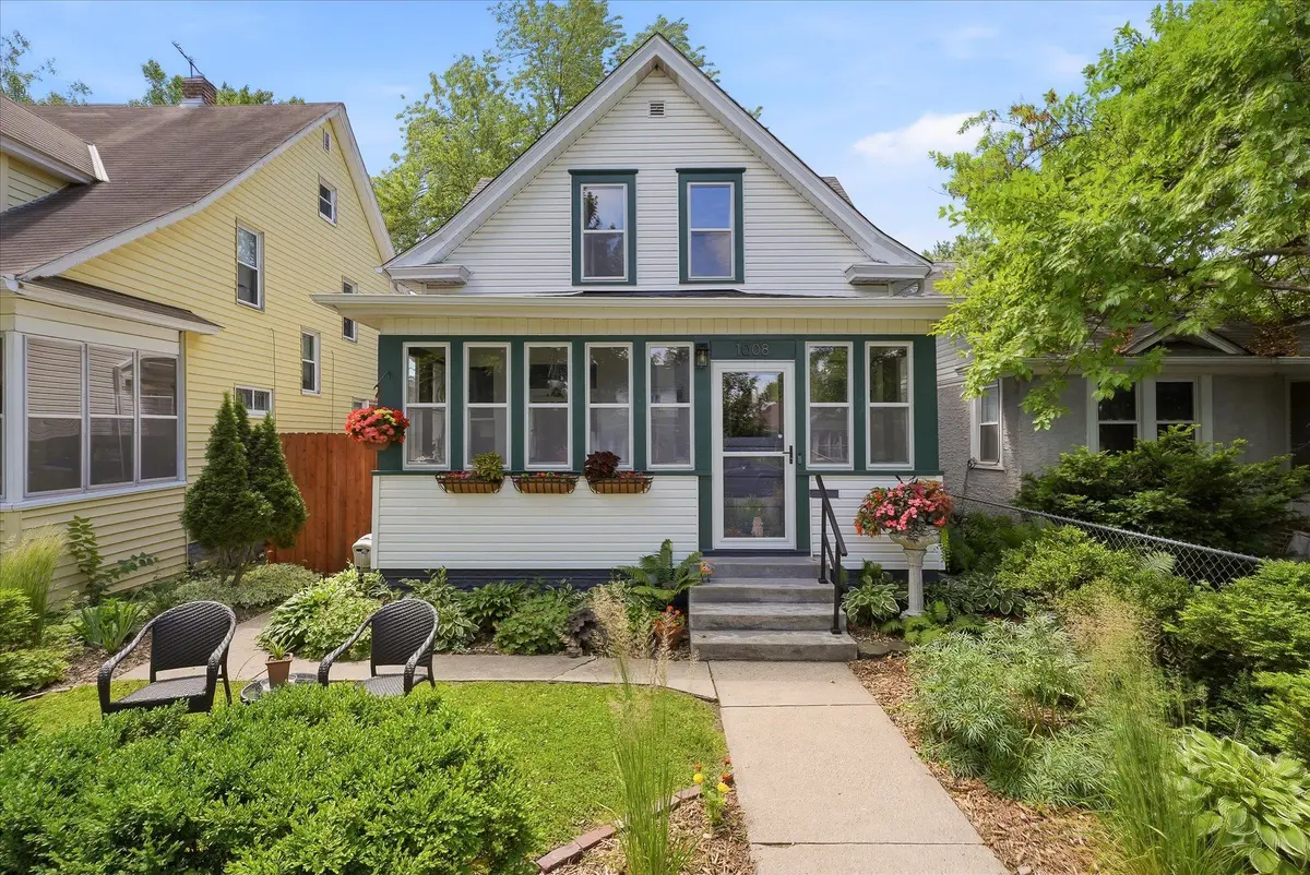 1008 Charles AVE, Saint Paul, MN 55104