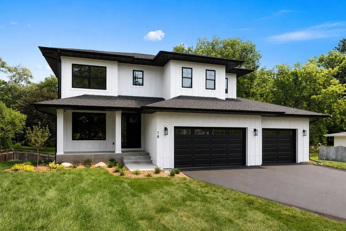 18 Balsam LN N, Plymouth, MN 55441