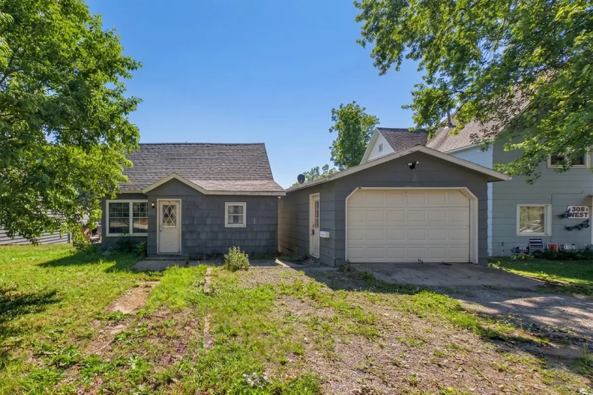 312 West ST, Mantorville, MN 55955