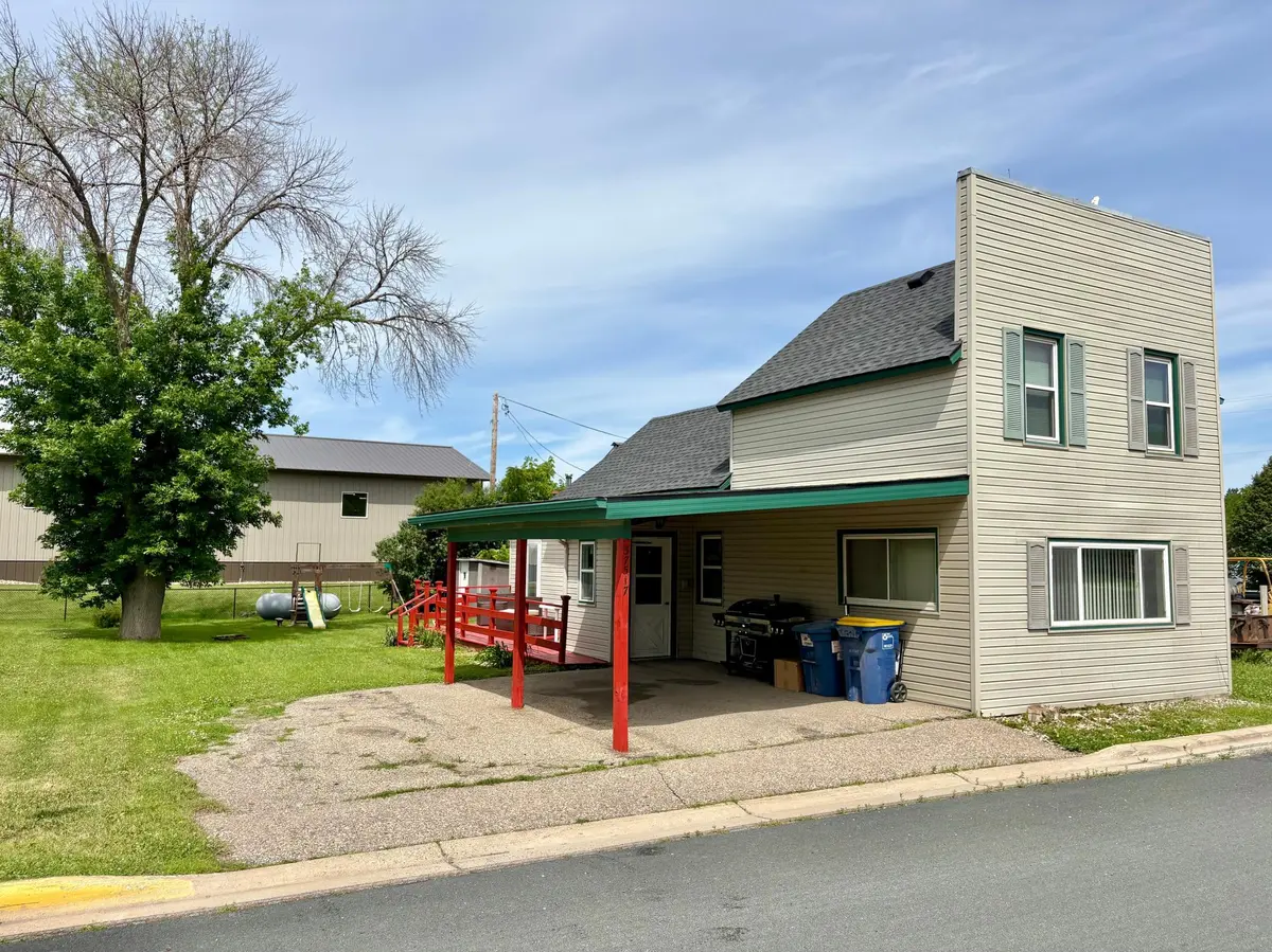 37517 Goodhue AVE, Dennison, MN 55018