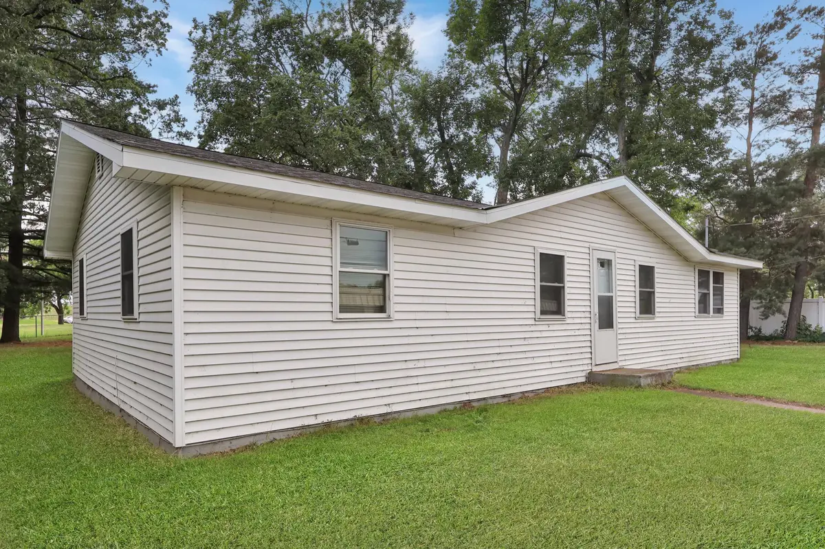 1026 E Division ST, Saint Cloud, MN 56304