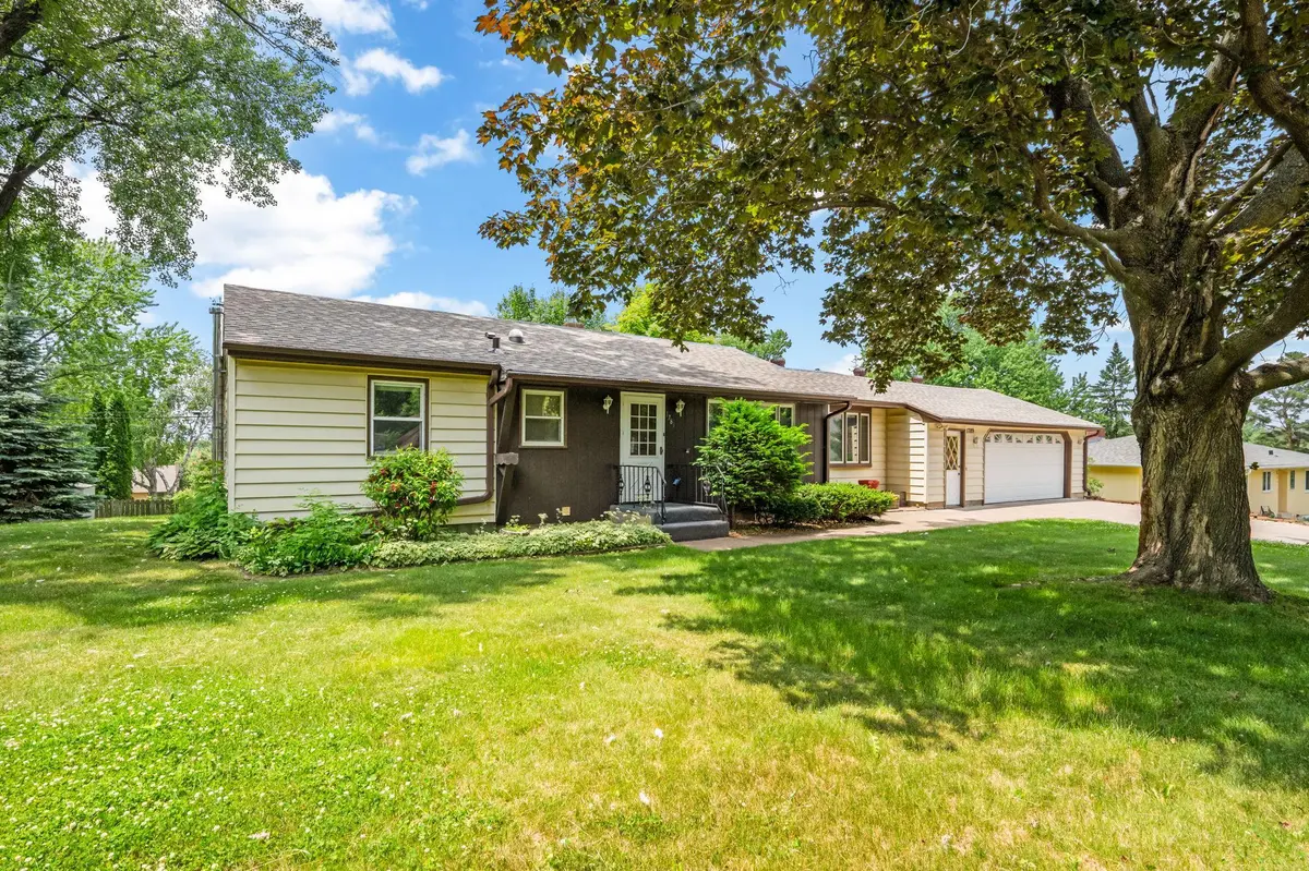 1789 Kennard ST, Maplewood, MN 55109