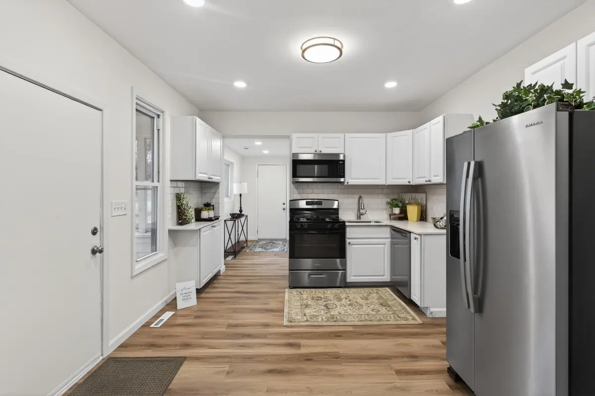 3901 Clinton AVE, Minneapolis, MN 55409