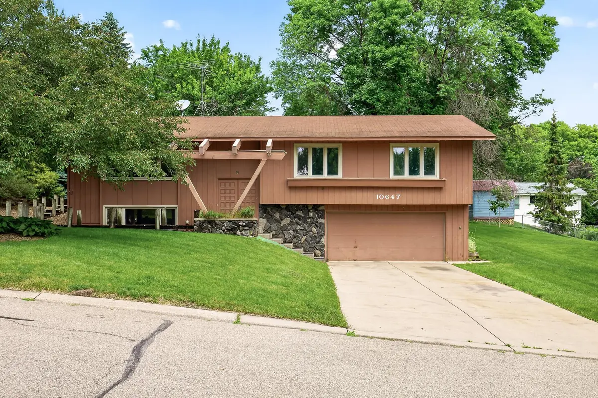 10647 Utica RD, Bloomington, MN 55437