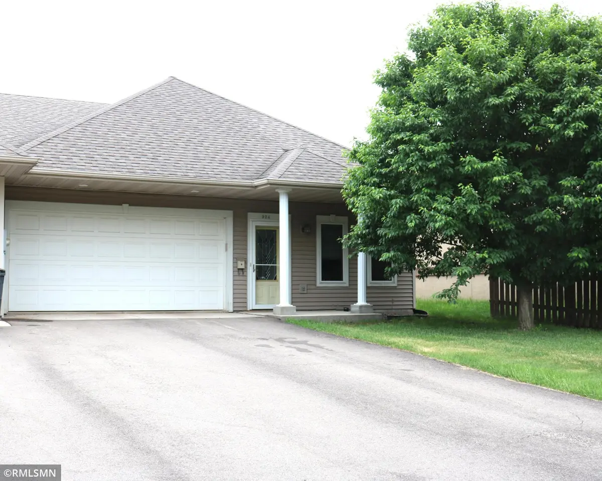 924 7th ST SW, Pine City, MN 55063