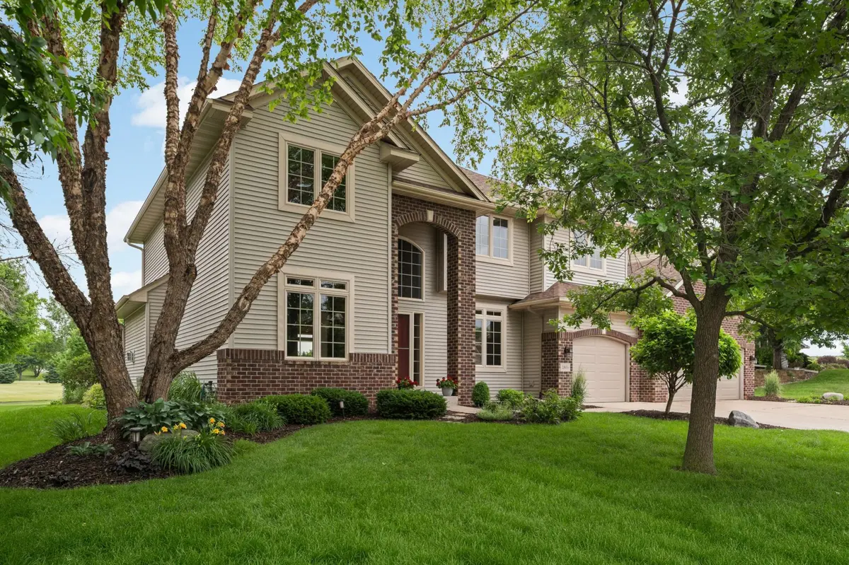 1805 Creek LN, Northfield, MN 55057