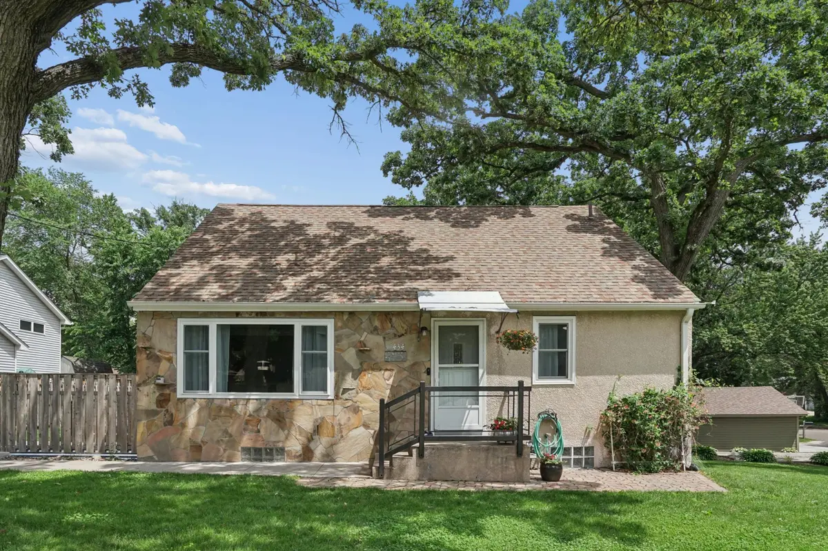 11434 Welcome LN N, Champlin, MN 55316