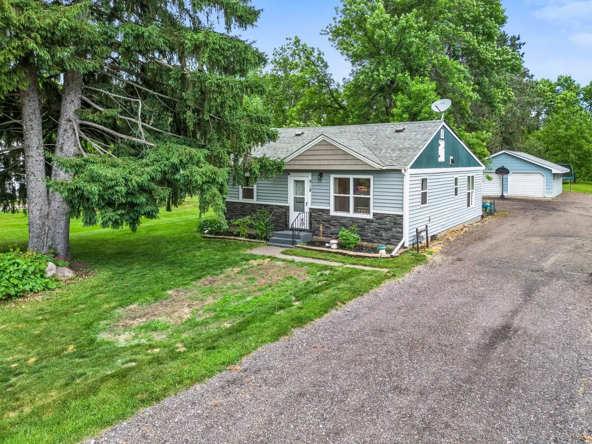 918 Maple AVE E, Mora, MN 55051