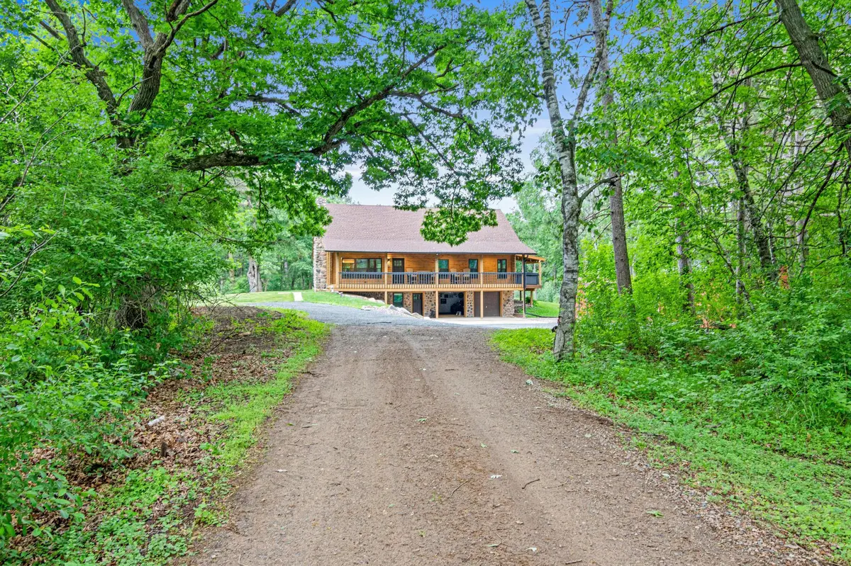 11669 Dellwood Road, Stillwater, MN 55082