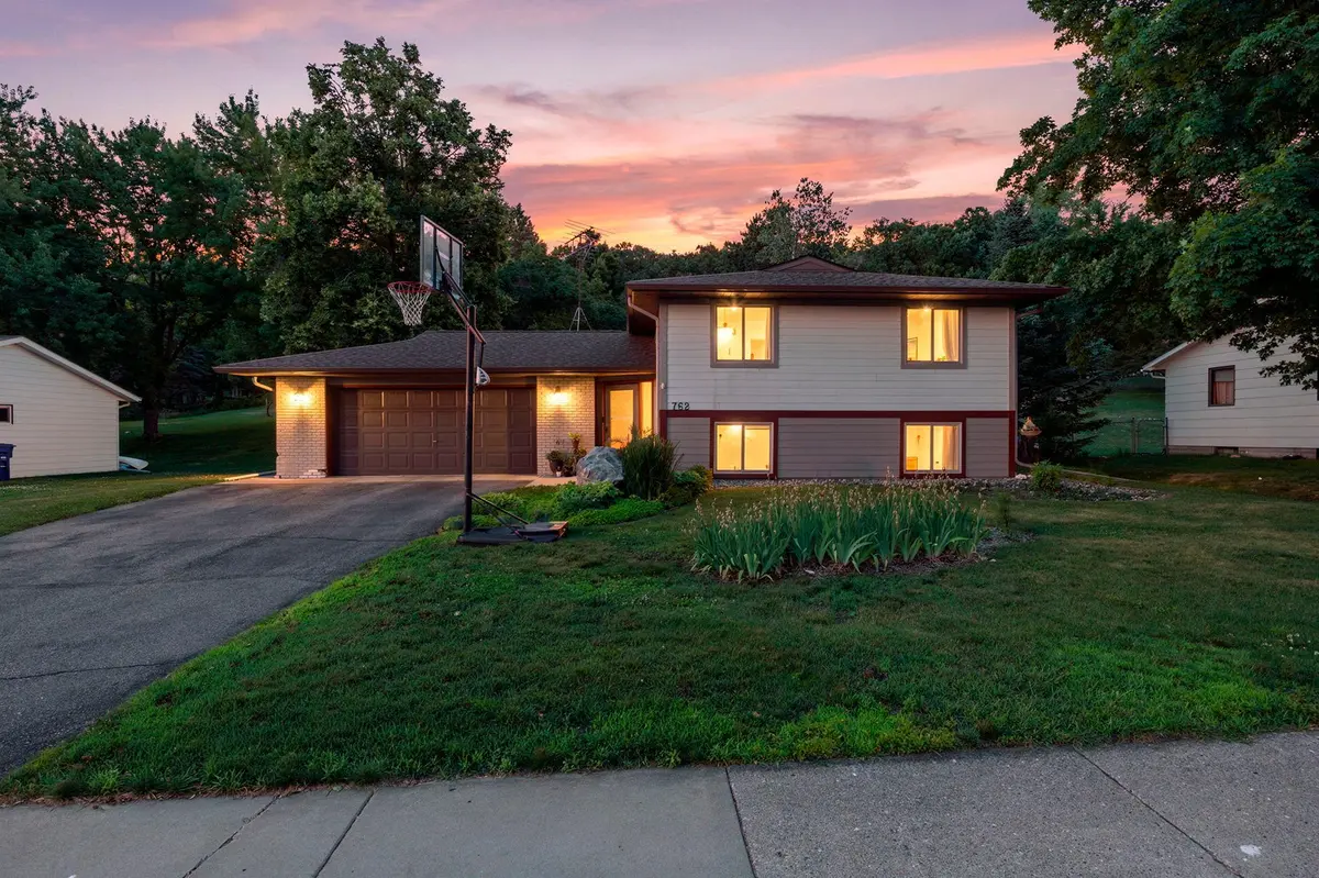 762 Pioneer RD, Red Wing, MN 55066