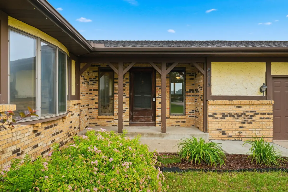 4515 165th AVE NW, Andover, MN 55304