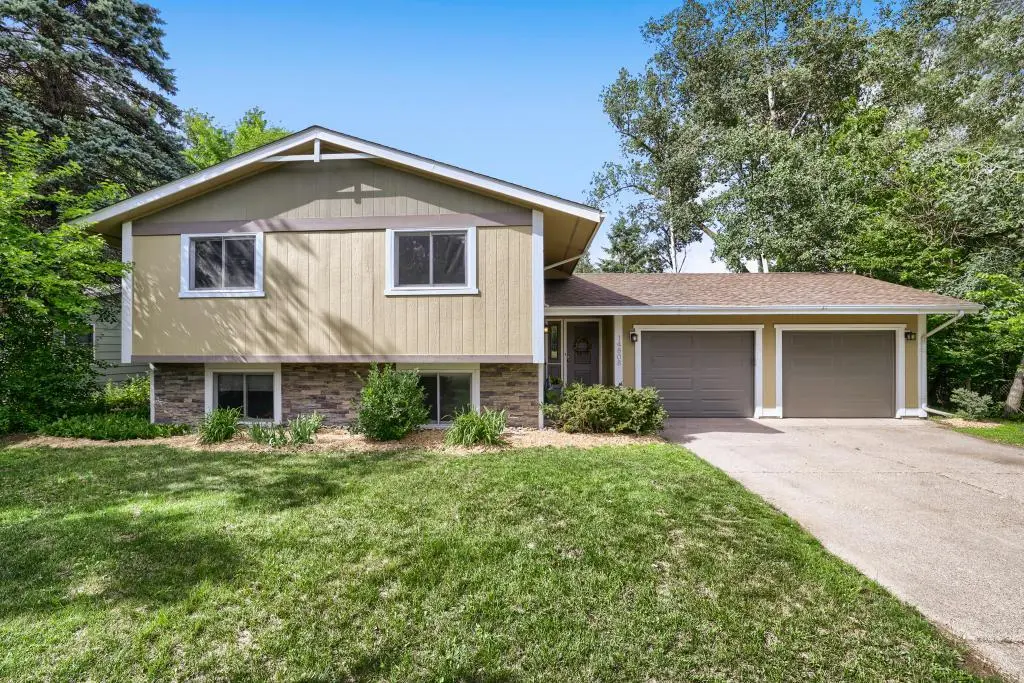14808 56th ST N, Stillwater, MN 55082