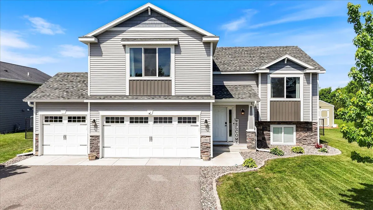 22965 27th AVE, Saint Augusta, MN 56301