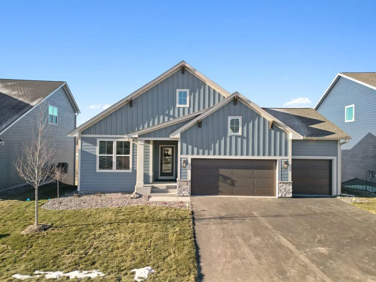 10367 Ranier LN N, Maple Grove, MN 55311