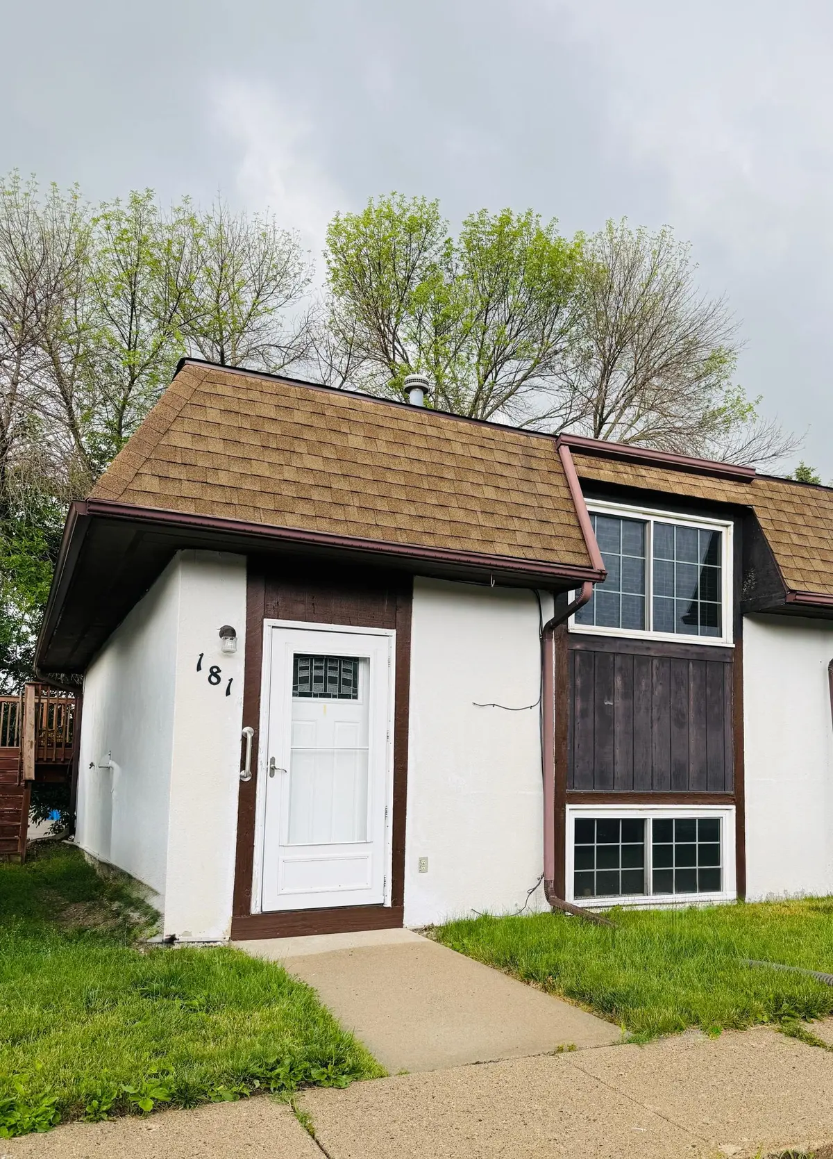 181 22nd ST NW, Owatonna, MN 55060