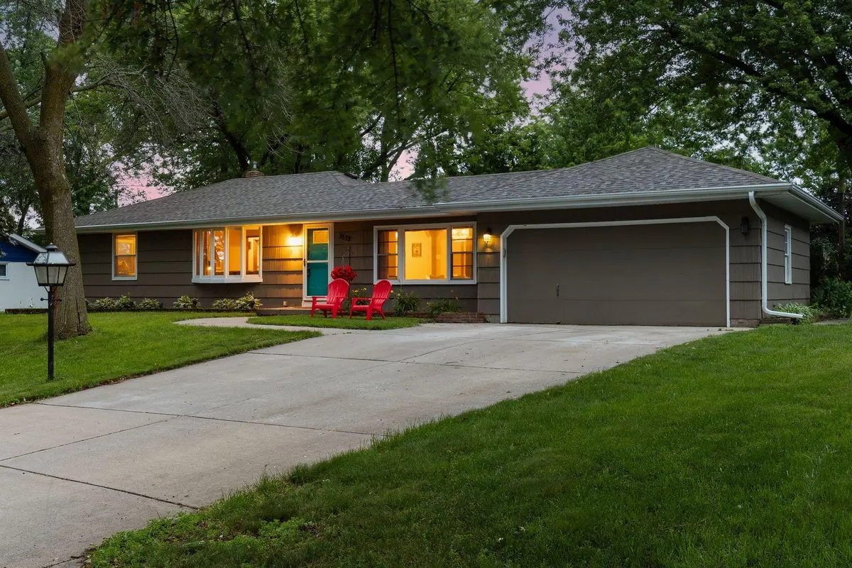 3572 Emerald DR, White Bear Lake, MN 55110