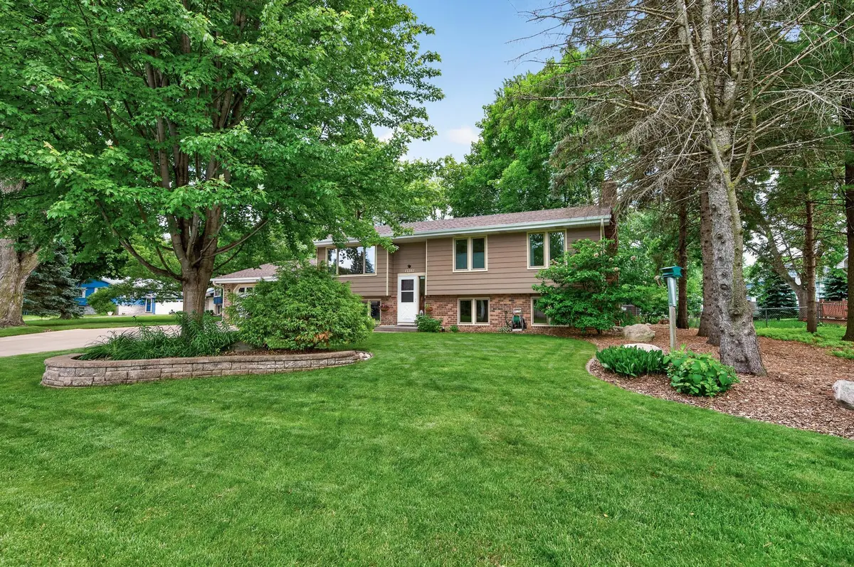 17351 Barberry CIR, Eden Prairie, MN 55346