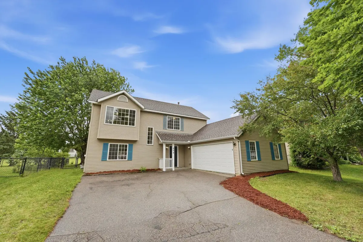 604 12th ST, Farmington, MN 55024