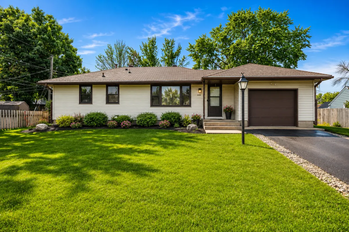2409 Gunflint TRL, Brooklyn Park, MN 55444