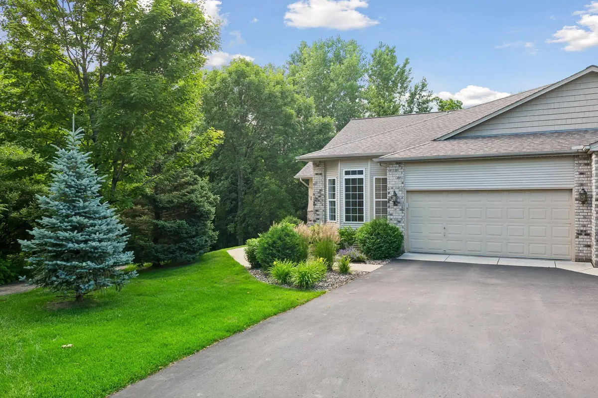17383 Conifer CT, Eden Prairie, MN 55347
