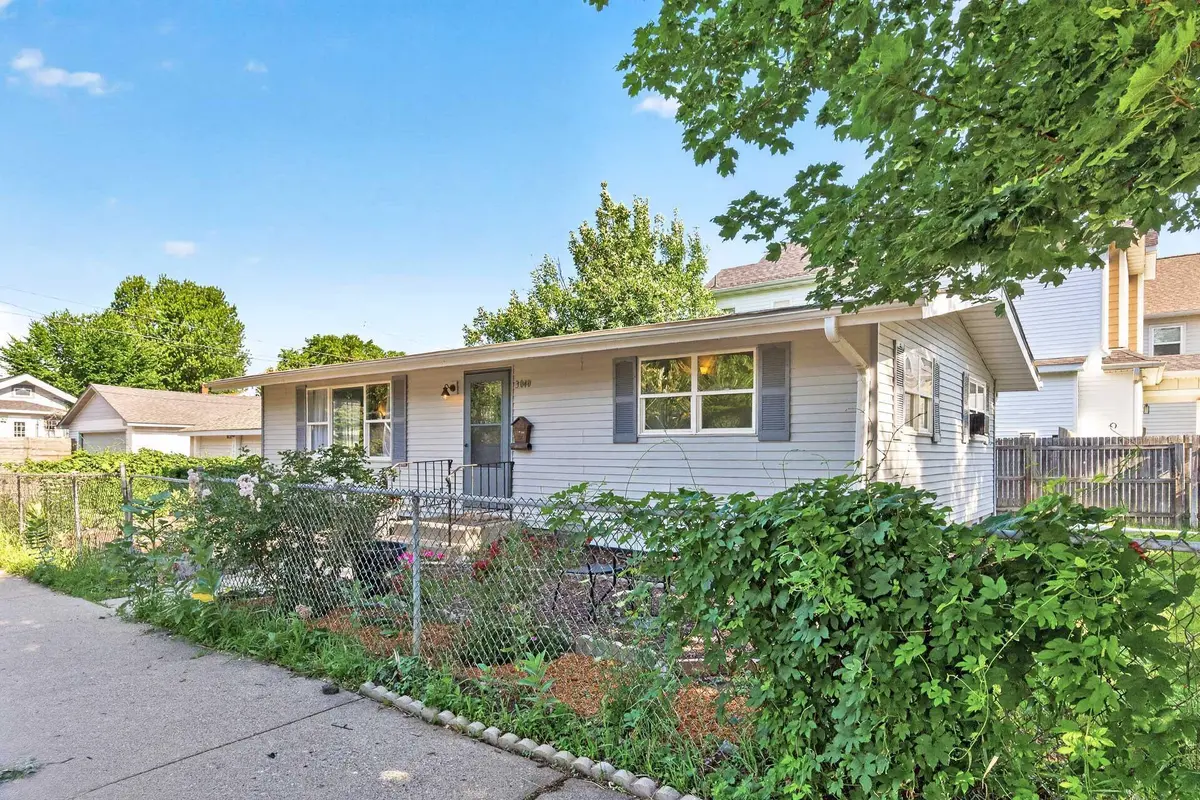 3040 E 42nd ST, Minneapolis, MN 55406