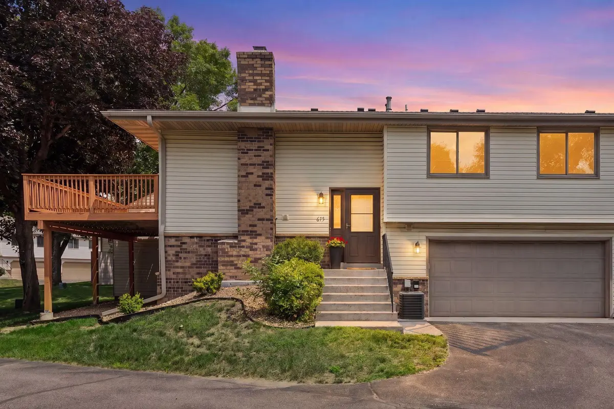 675 E 143rd ST, Burnsville, MN 55337