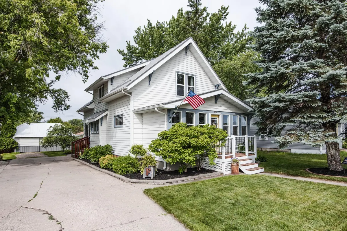 116 Juniper AVE E, Frazee, MN 56544