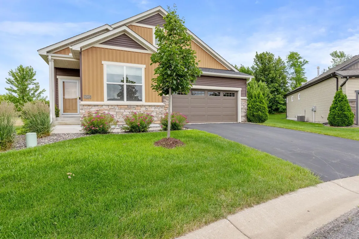 9285 Kaiser CIR NE, Otsego, MN 55362