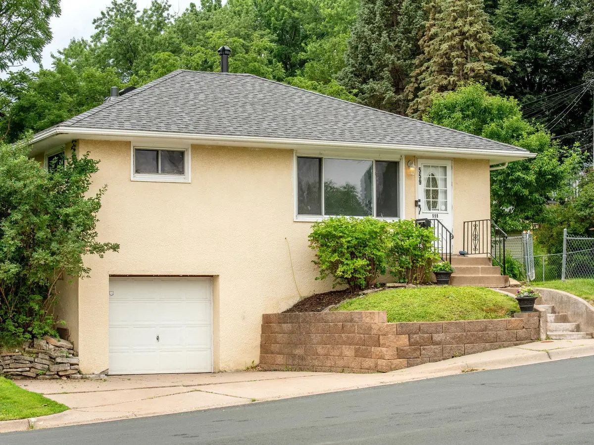559 18th AVE N, South Saint Paul, MN 55075