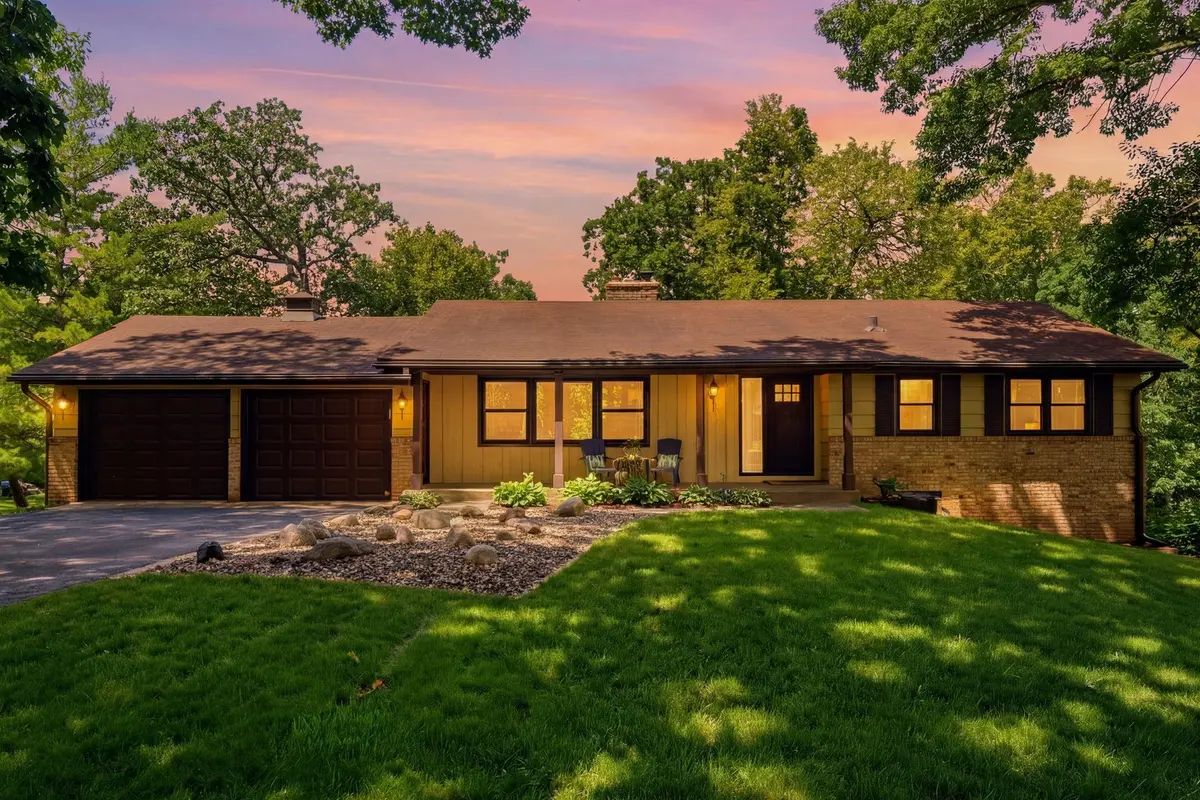 215 Union Terrace LN N, Plymouth, MN 55441