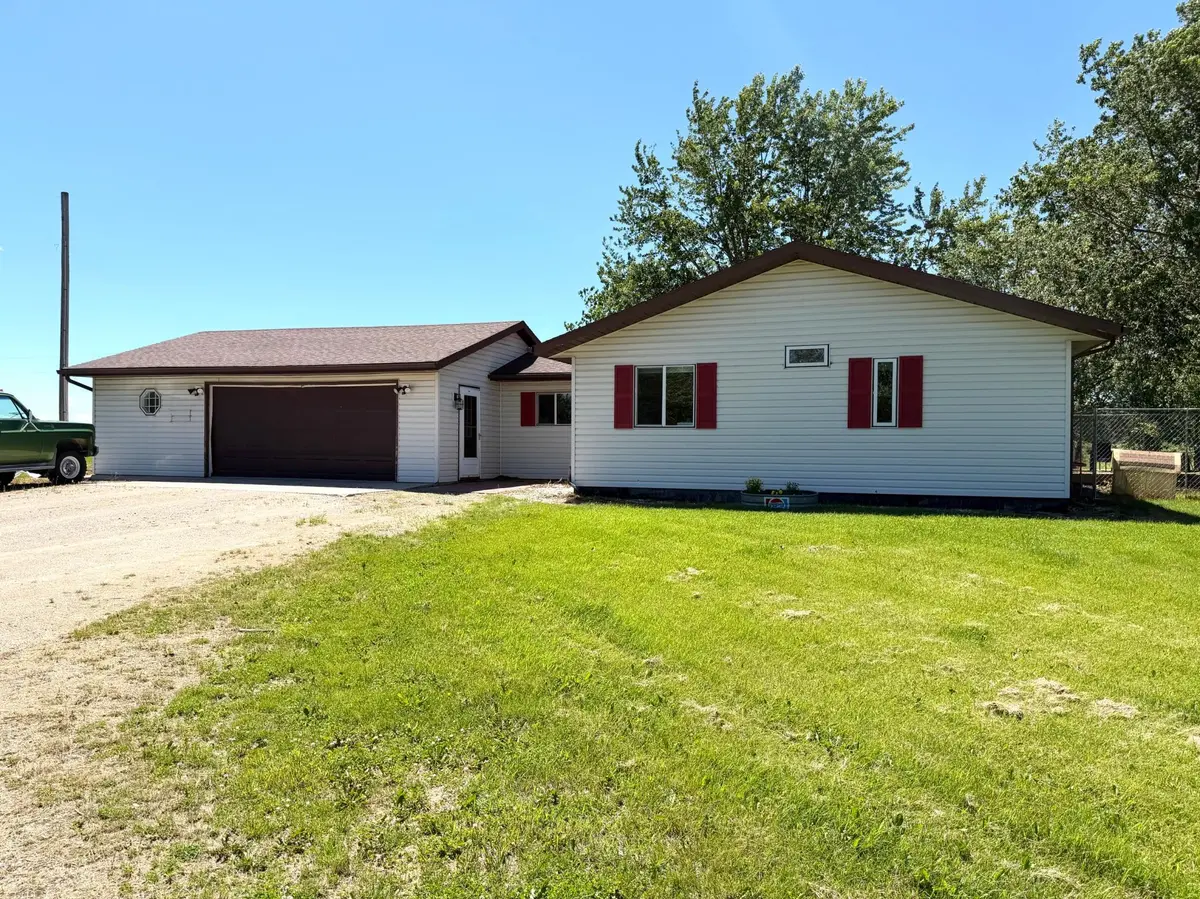 19551 197th AVE, Greenbush, MN 56726