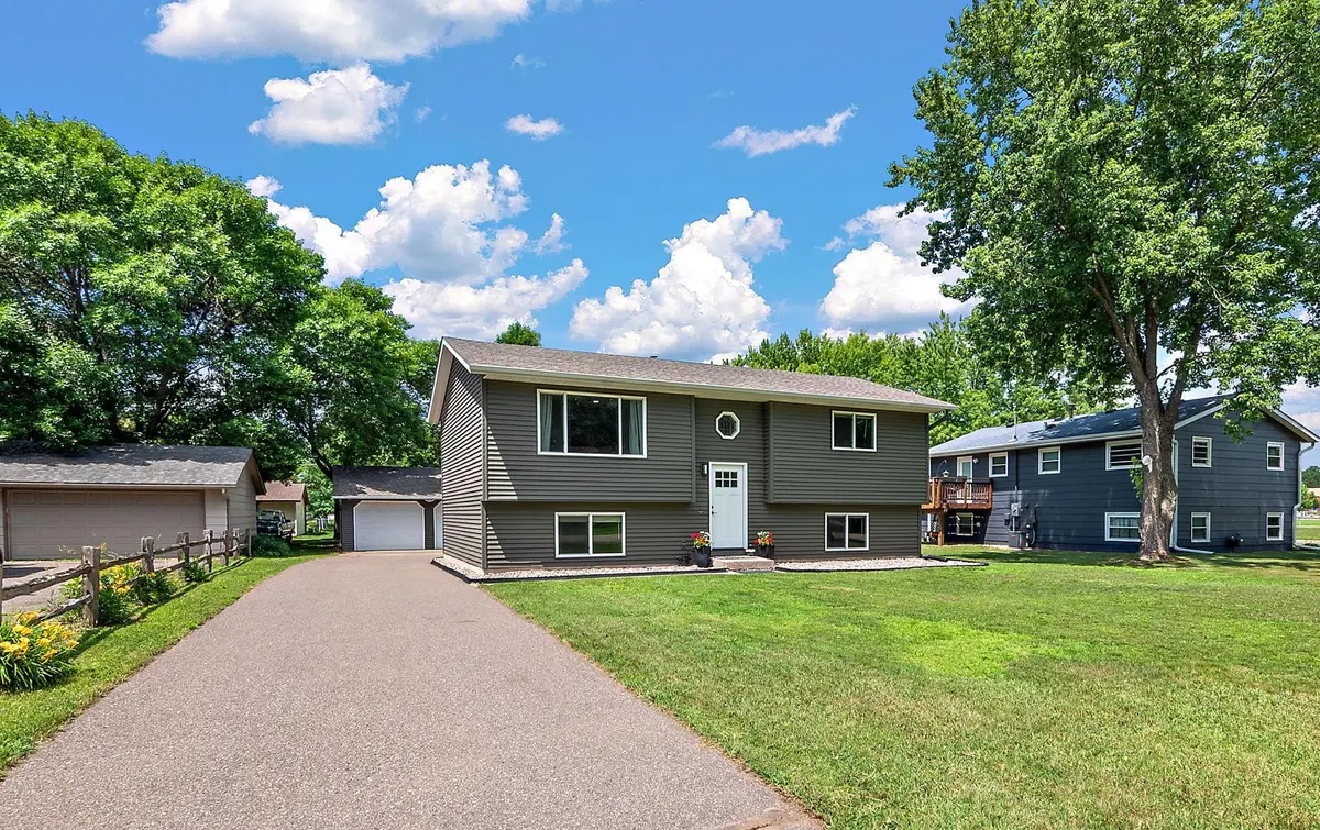 1105 5th AVE N, Princeton, MN 55371