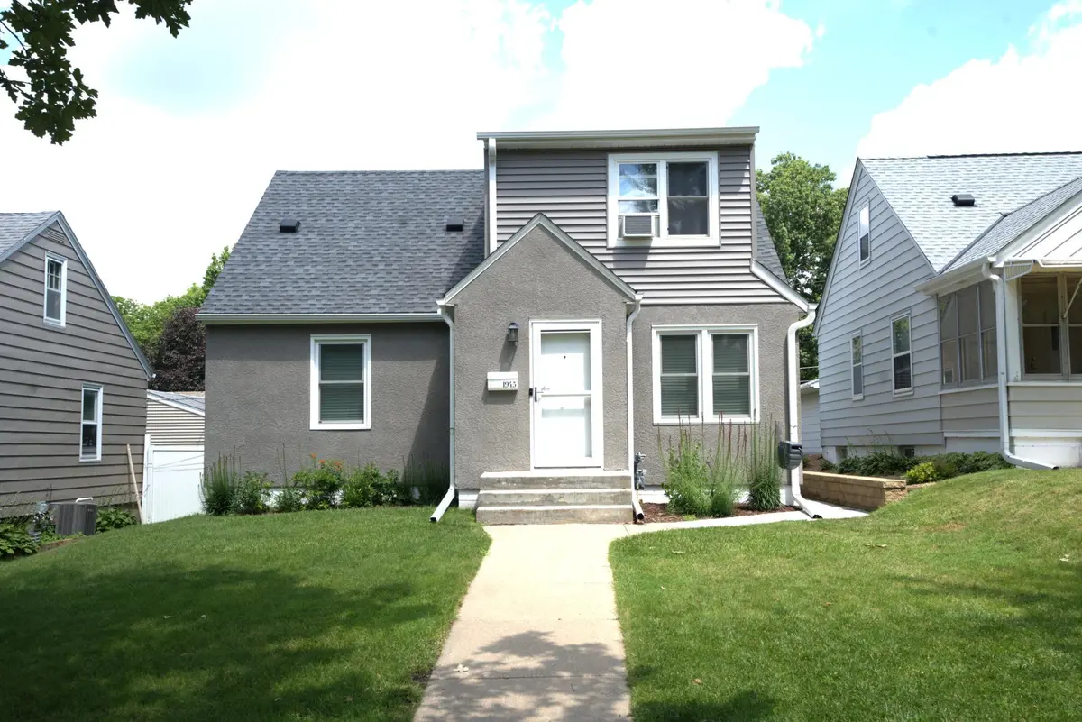 1945 Nevada AVE E, Saint Paul, MN 55119