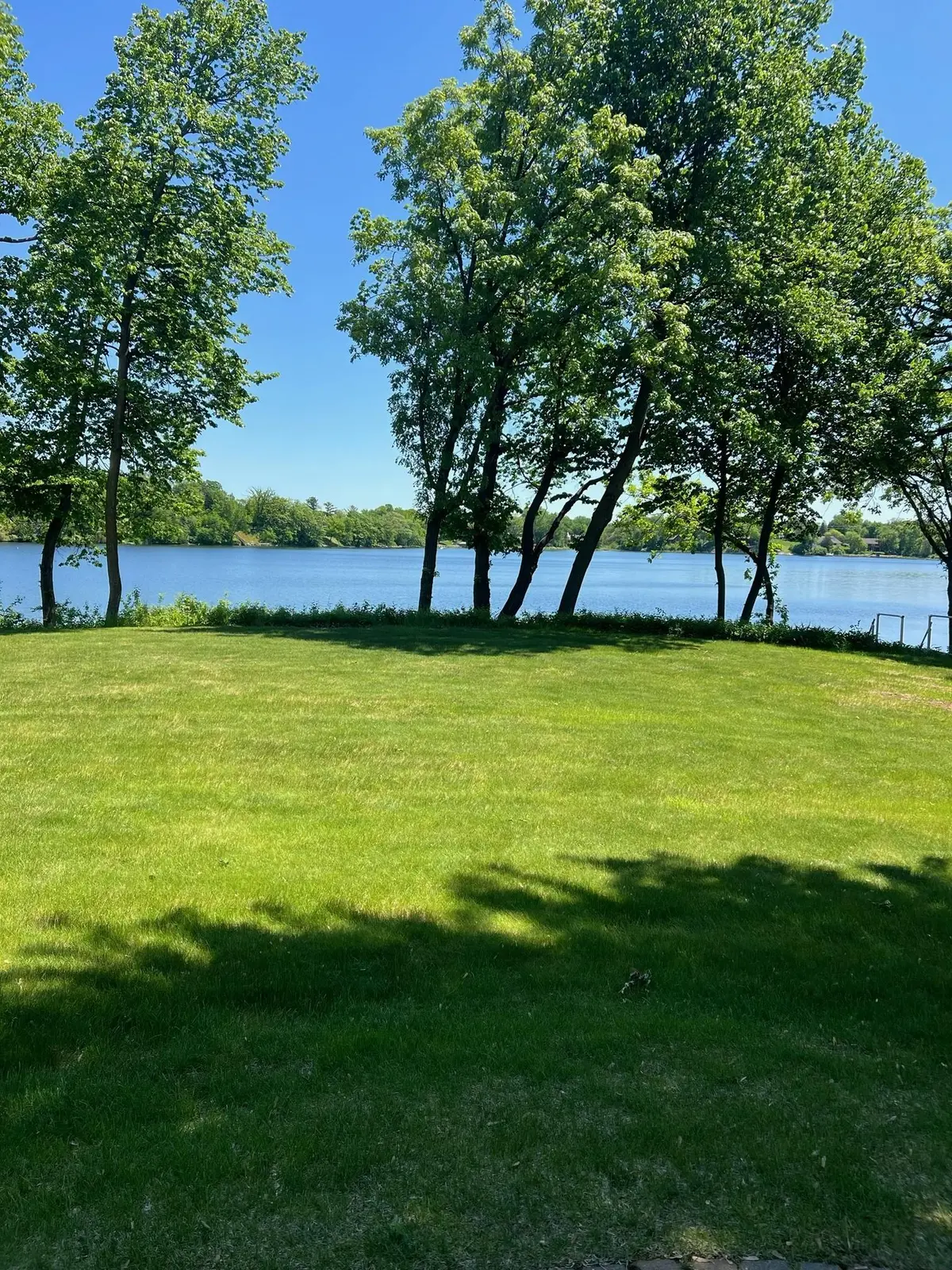 50 Holly LN N, Plymouth, MN 55447