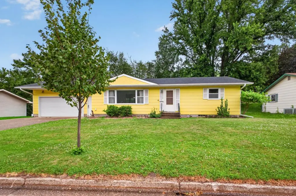 2241 Langsdorf AVE, Red Wing, MN 55066