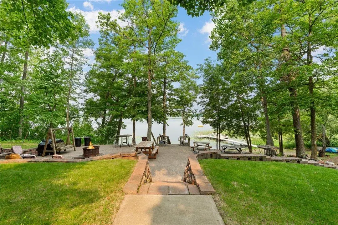 21283 Pine Tree LN, Deerwood, MN 56444