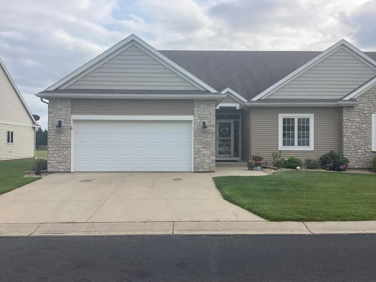 2462 Coral Ridge PL NE, Rochester, MN 55906