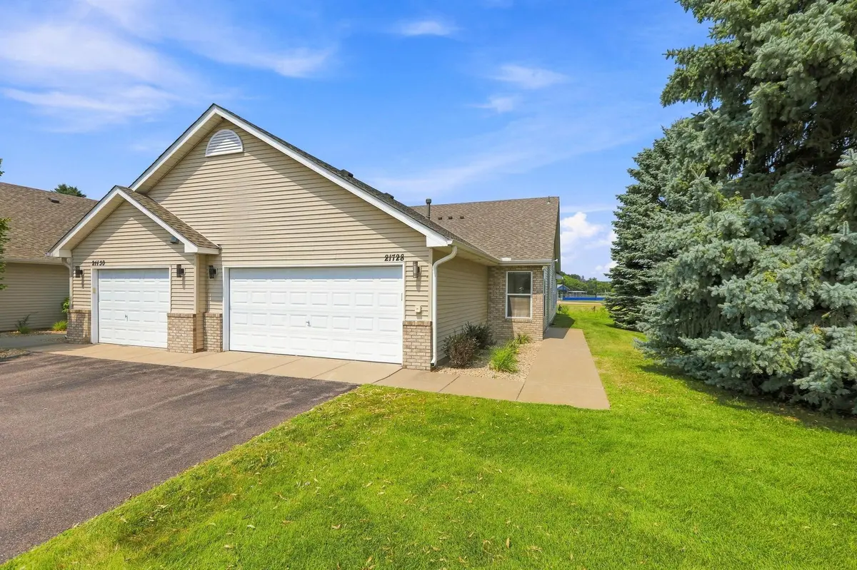 21728 Evergreen TRL, Rogers, MN 55374