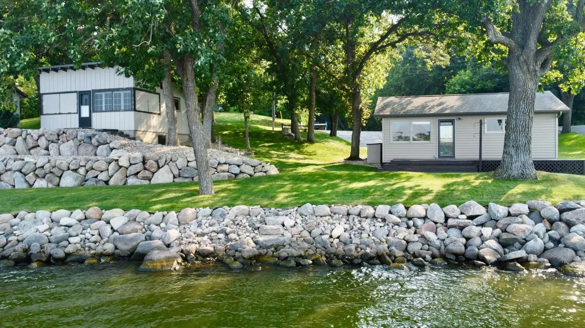 13546 Sodak RD, Wilmot, SD 57279