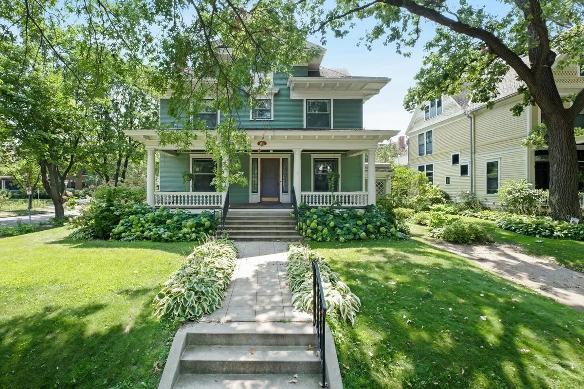 622 Goodrich AVE, Saint Paul, MN 55105