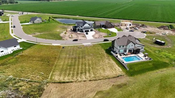 2737 Lehman CT, Sartell, MN 56377