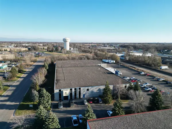 6190 Mckinley ST NW, Anoka, MN 55303