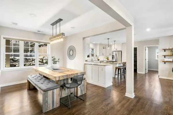 5670 Fairlawn Shores TRL SE, Prior Lake, MN 55372