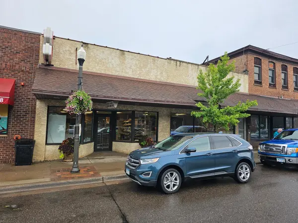 130 Main ST S,  Cambridge,  MN 55008