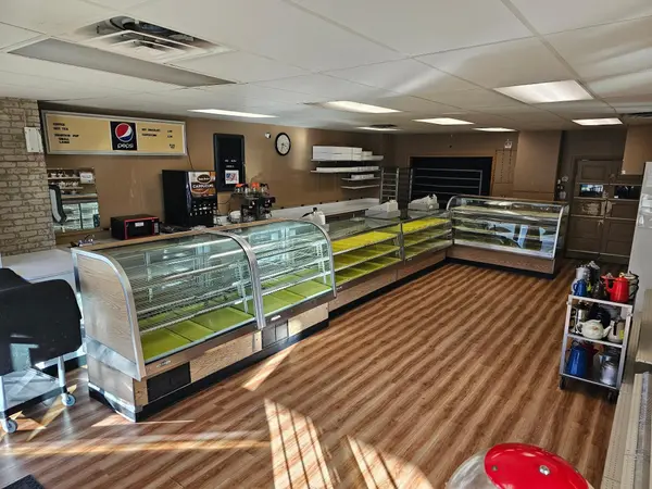 130 Main ST S, Cambridge, MN 55008