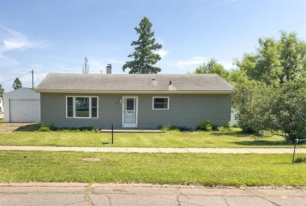 53 Edwards DR, Silver Bay, MN 55614