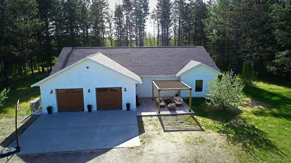 1622 82nd AVE NW, Williams, MN 56686
